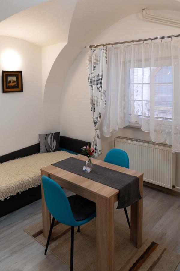 Penzion U Hejtmana Клатови Экстерьер фото